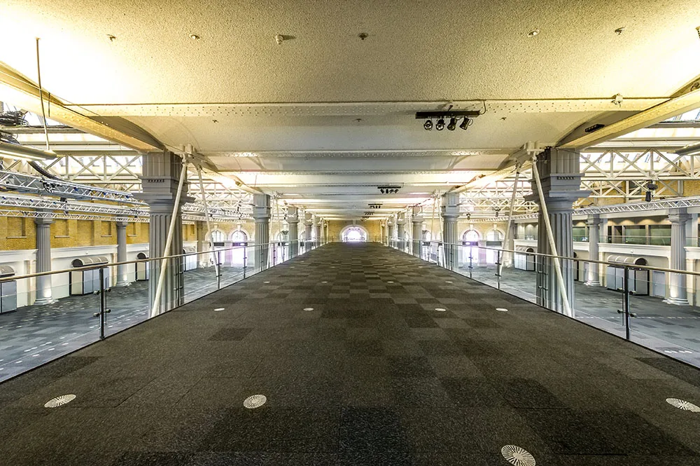 Old Billingsgate grand hall upper walkway overlooking lower area