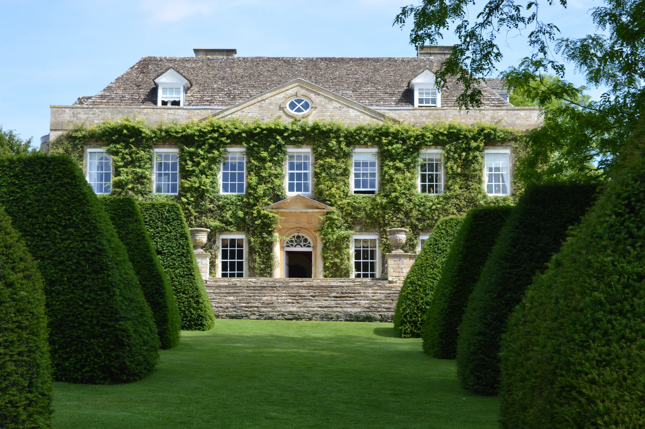 Cornwell Manor